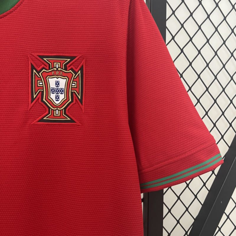 Retro Portugal 2012 Home Kit - Image 4